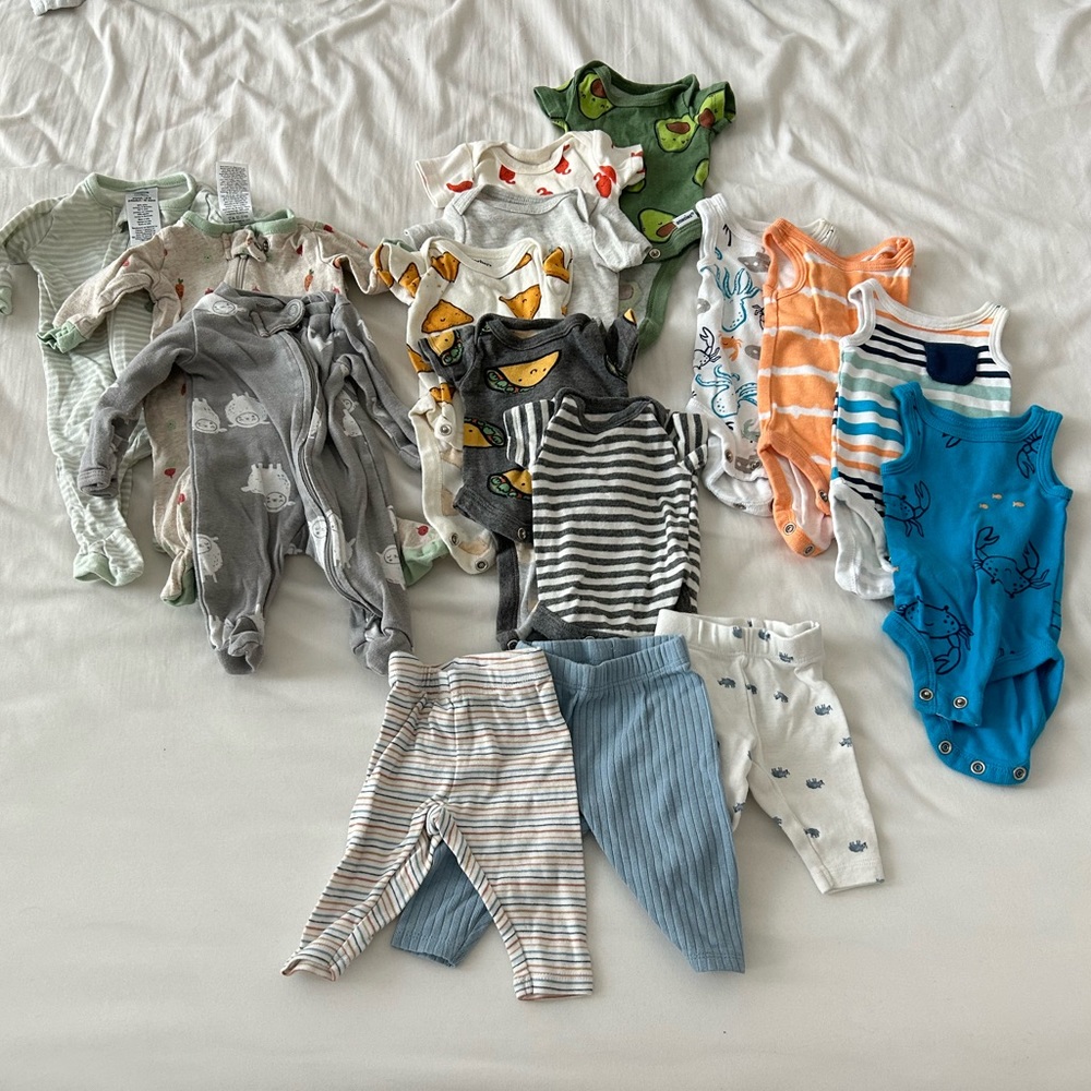 Carters and Gerber Preemie Baby Boy lot 16 pieces